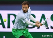 雷火电竞主播-包含英国网球队血洗意大利网球队，梅德韦杰夫打破历史纪录的词条