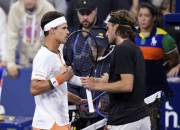 雷火电竞入驻-美国网球队强势英国网球队，西西帕斯制霸全场的简单介绍