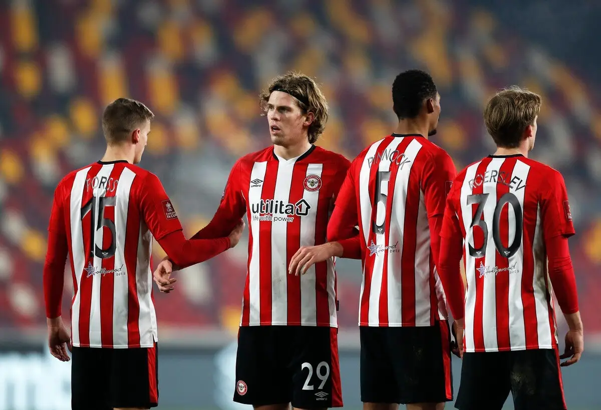 桑德兰客场不敌富勒姆，遇到挑战